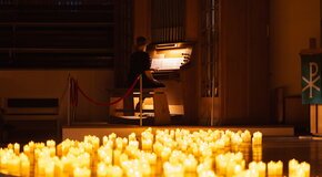 Магия свечей. Орган при свечах. Рождественское барокко