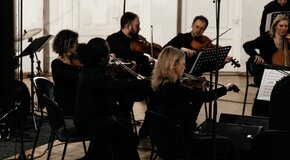 Оркестр при свечах. Ludovico Einaudi