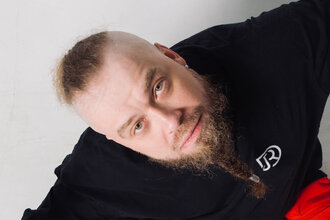 Борис Плотников и его Группа. Специальный гость — Юлия Тузова