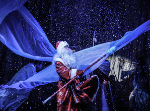 Дед Мороз и 12 месяцев