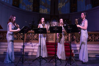 Новогодний концерт с песочной анимацией «Щелкунчик и Рождественские мелодии»