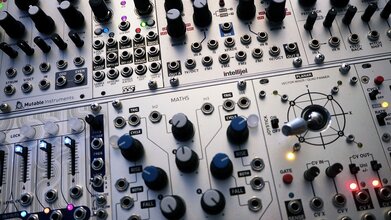 История электронной музыки. Алгоритмы и музыка машин. Рассказывает Леонид Кравченко