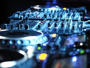 Reptiloid (DJ Set)