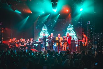 Рождественский джаз с симфоническим оркестром