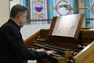 Дуэль титанов