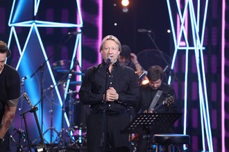 Дмитрий Харатьян