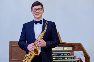 Классика vs неоклассика. Вечер при свечах с органом, саксофоном и виолончелью