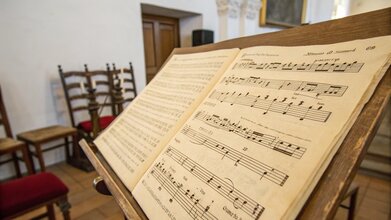 #В_цветах: Классика диско в исполнении камерного оркестра