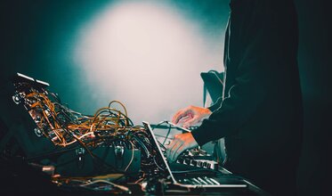 Noiseroom: Призма. Аудиовизуальный концерт в большом зале