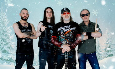 Монгол Шуудан. С наступающим!