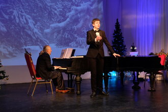 Рождественские открытки. Концерт с фуршетом – н.а.РФ Александр Дедик и солисты музыкальных театров