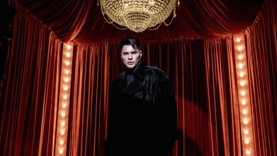 «Мастер и М...» моноспектакль-концерт Сергея Дудинского