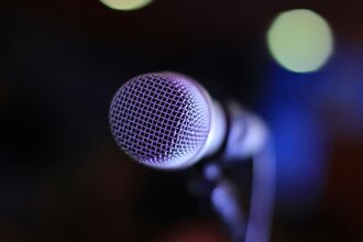 Поэтический вечер Владимира Глазунова. Погружение