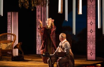 Божественная Сара Бернар