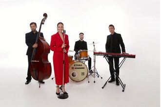 Эллен Болсанова и Ellenband. Винтажный поп-джаз