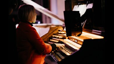 Вселенная Ханса Циммера. Universe. Армянский дудук, орган, рояль