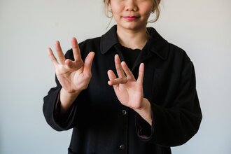 РЖЯ для продолжающих: серия мастер-классов по русскому жестовому языку