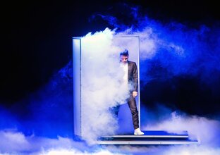 «Мгновение». Иллюзионный интерактивный спектакль