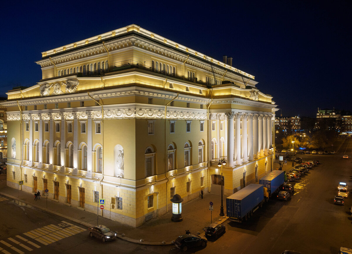 Александринский театр — главный театр империи, упадок и новая яркая жизнь