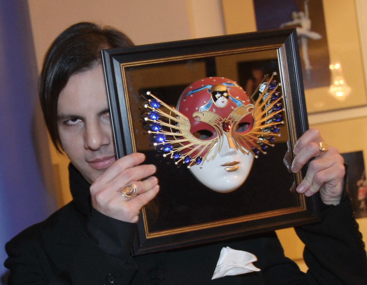 Теодор Курентзис — дирижёр, меняющий звук времени