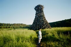 История и жизнь парка «Никола-Ленивец»: как деревня стала местом притяжения креаторов