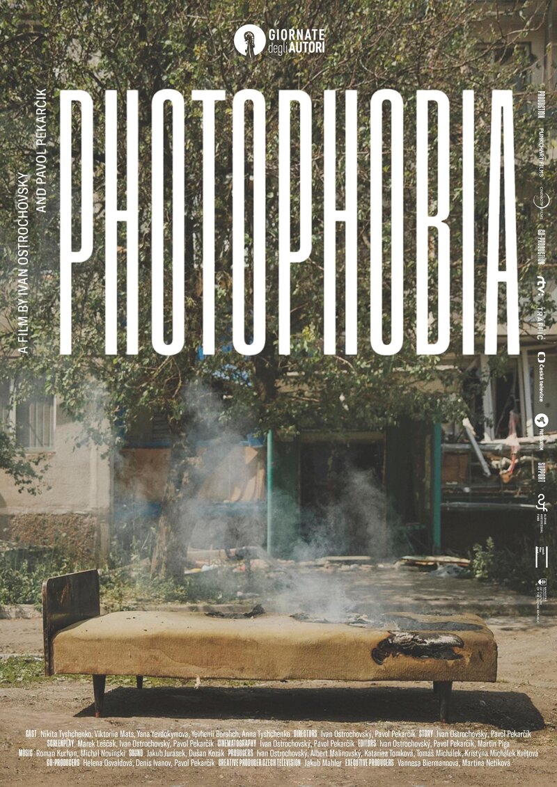 Photophobia (2023) - постер 1