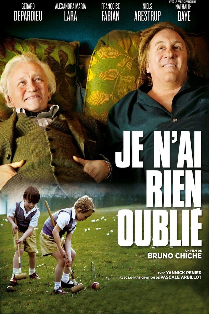 Small World (2010) - poster 1