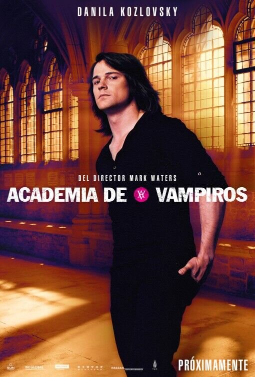 Vampire Academy (2014) - poster 19