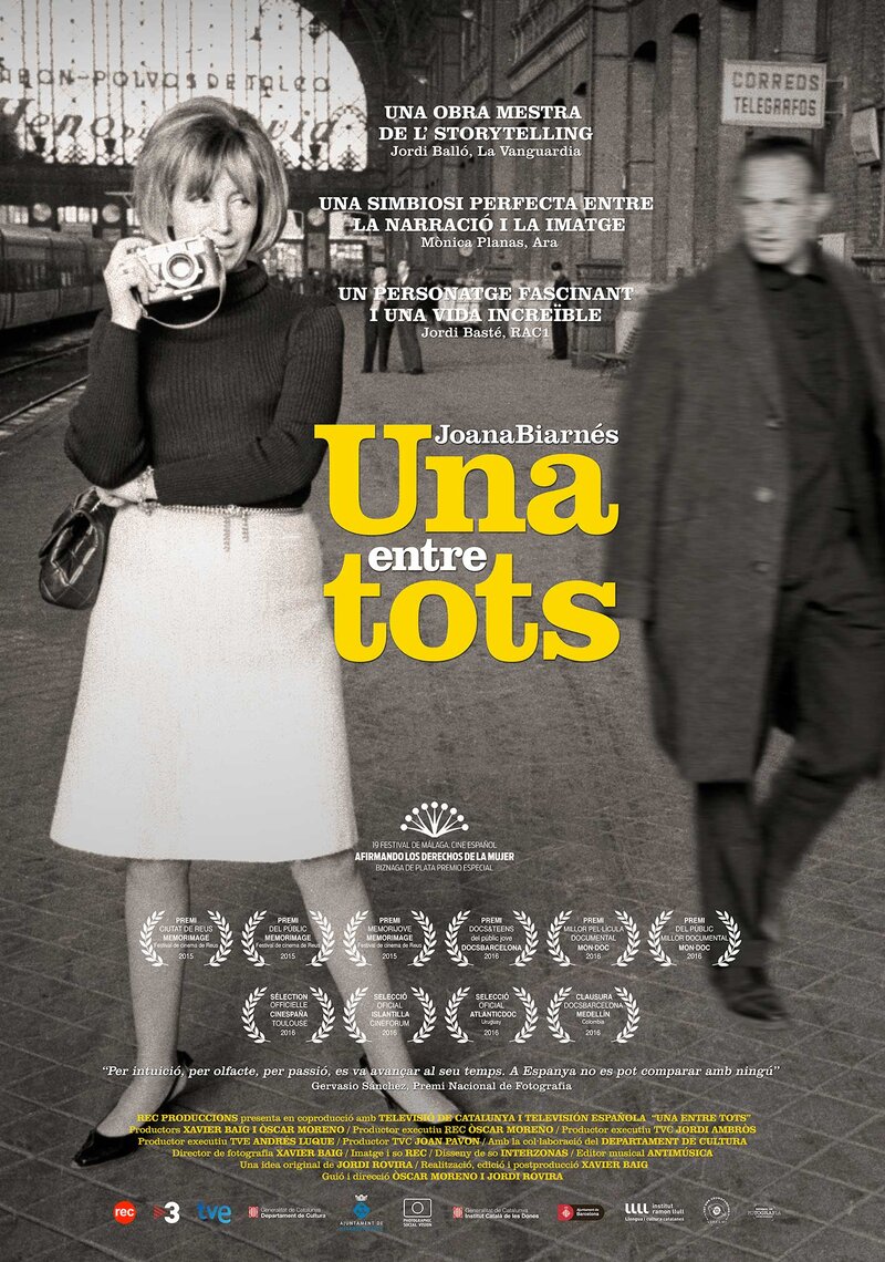 Joana Biarnés, una entre tots (2015) - poster 1
