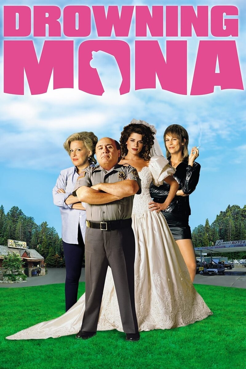 Drowning Mona (1999) - poster 1
