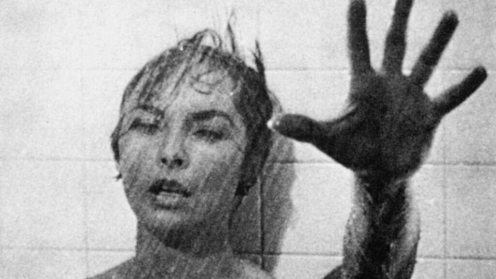 Один из них сняли в 1960 году, но он все еще пугает до чертиков: 5 лучших хорроров в истории кино, по версии Variety «Психо» (1960)