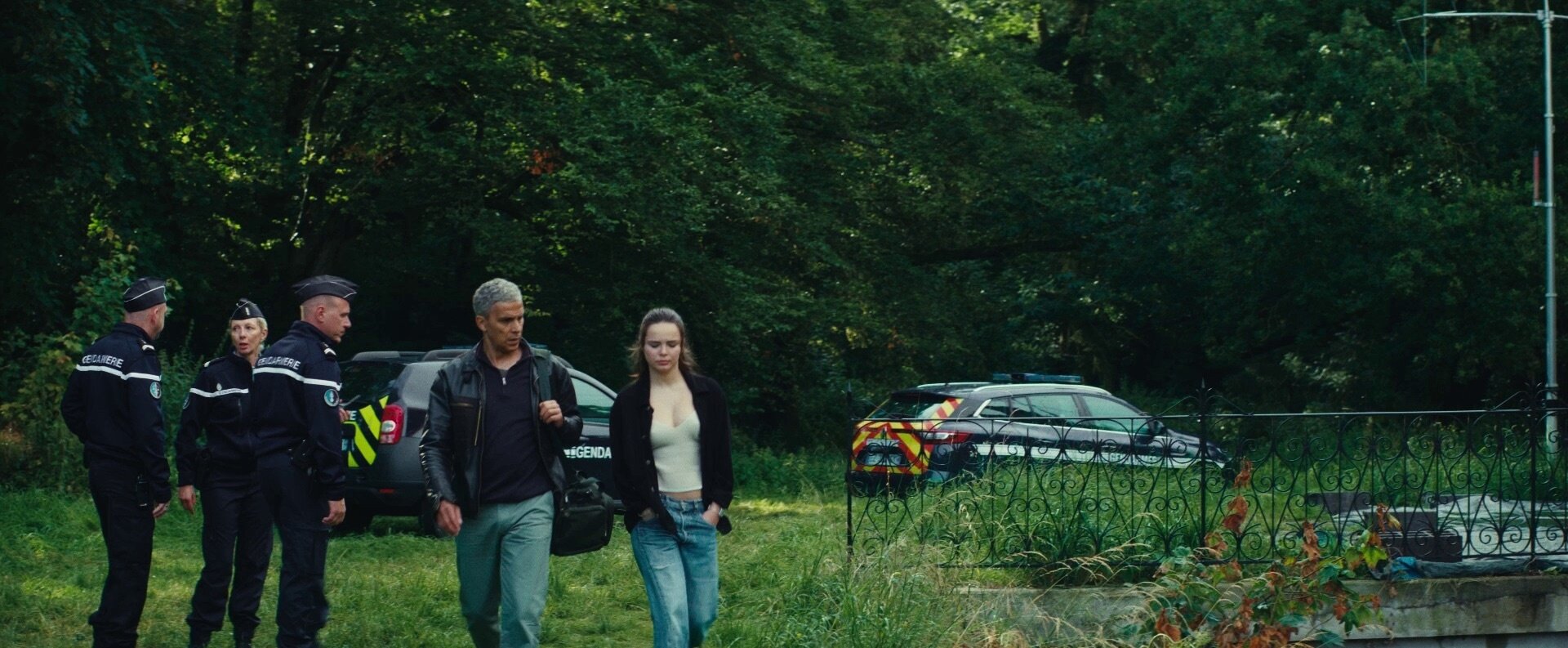 15-летняя жертва, кислота и мёртвый осуждённый: свежий французский детектив о реальном деле 2002 года затягивает так, что не оторваться «Стервятники»