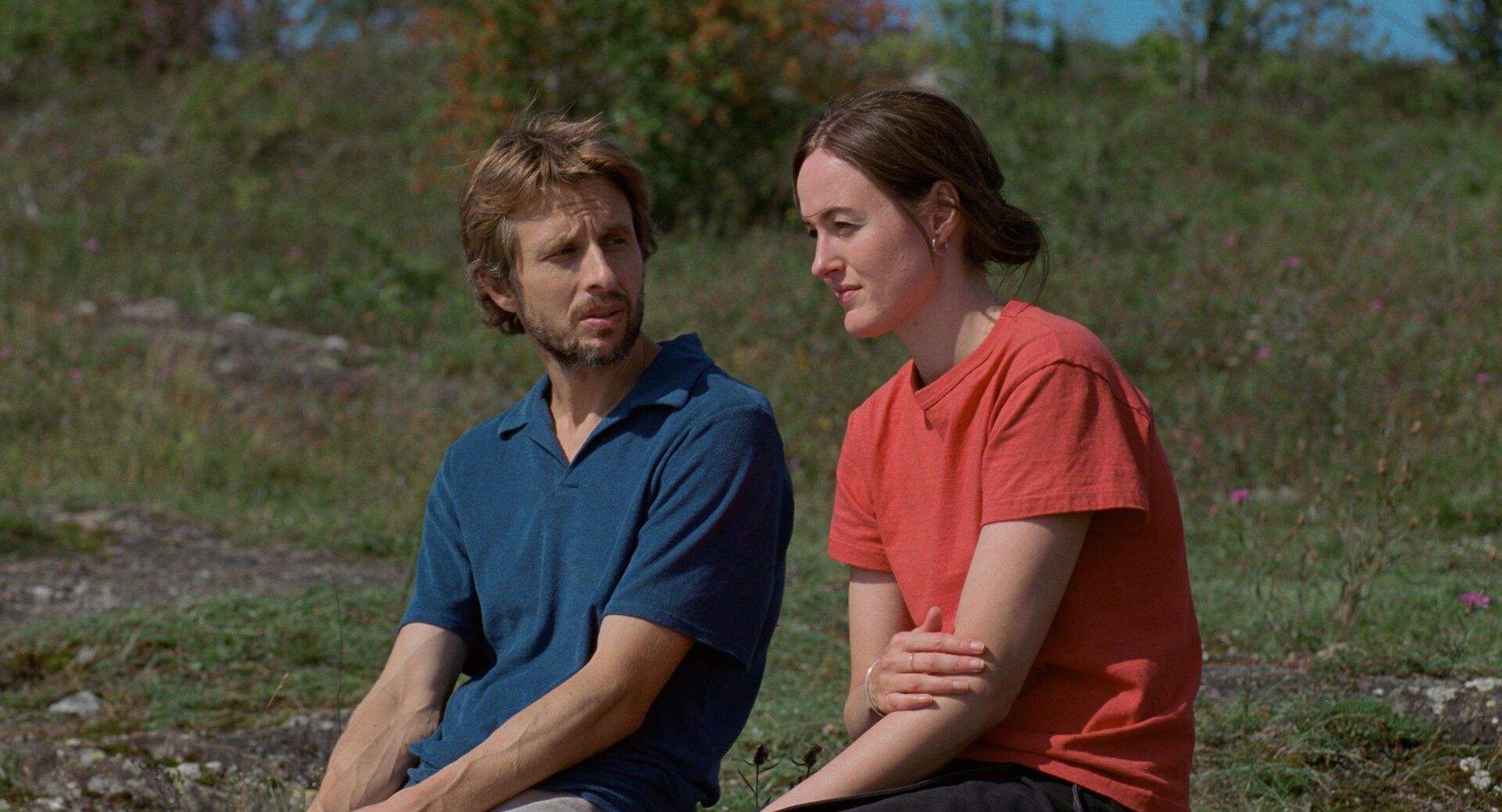 Главные драматические премьеры декабря 2025 года: 4 фильма, которые зрители включают вечером и тут же советуют знакомым «Сентиментальная ценность» (2025)