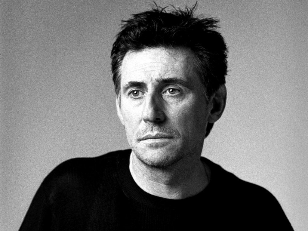 Gabriel Byrne S Photos Photo Archive