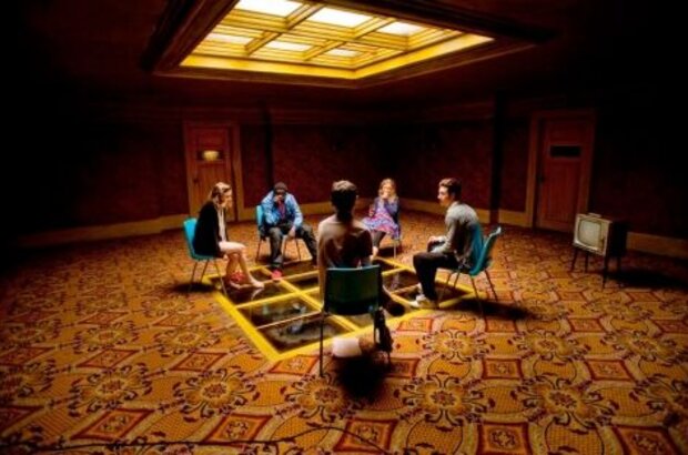 Chatroom (2010) - photo 3