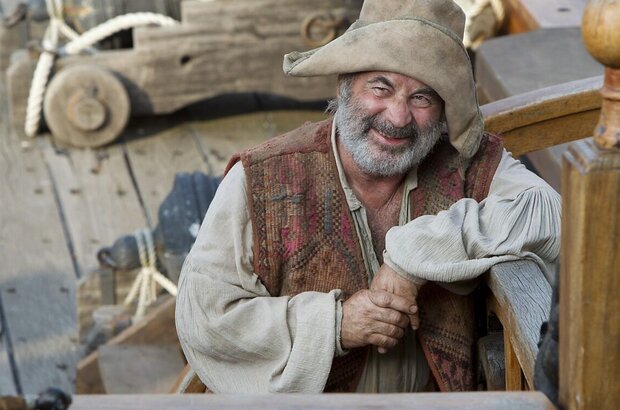 Neverland (2011) - photo 2