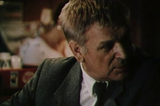 An Incident from Journalism (1987) - photo 2