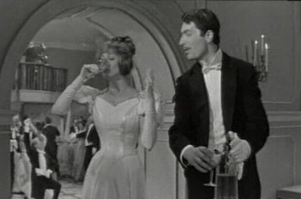 In S. City (1966) - photo 3