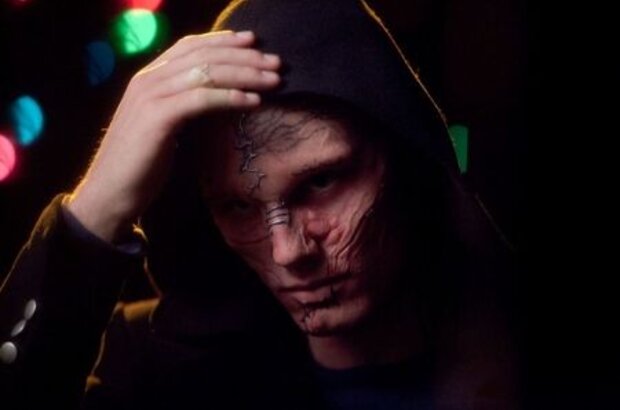 Beastly (2010) - photo 1
