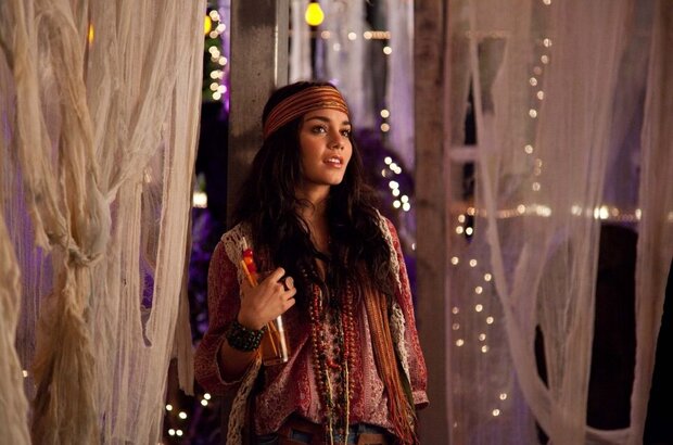 Beastly (2010) - photo 9