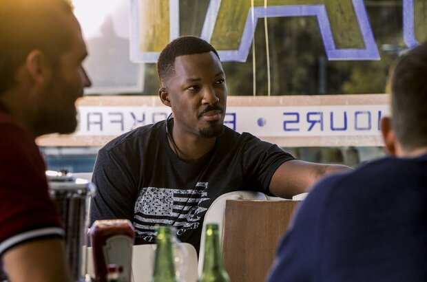 Six Underground (2019) - photo 5