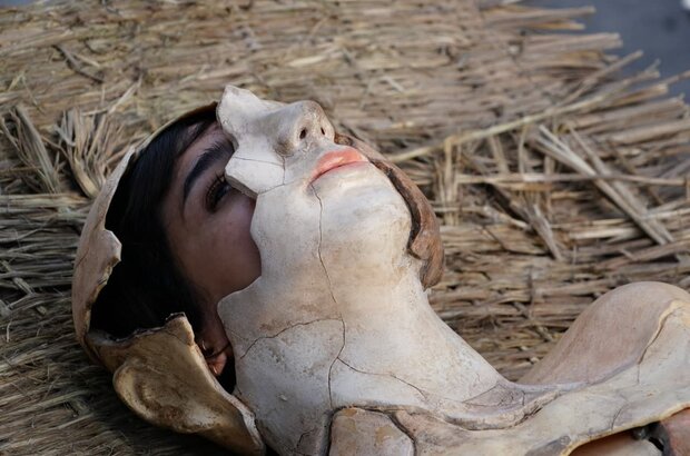 Prisoners of the Ghostland (2021) - photo 9