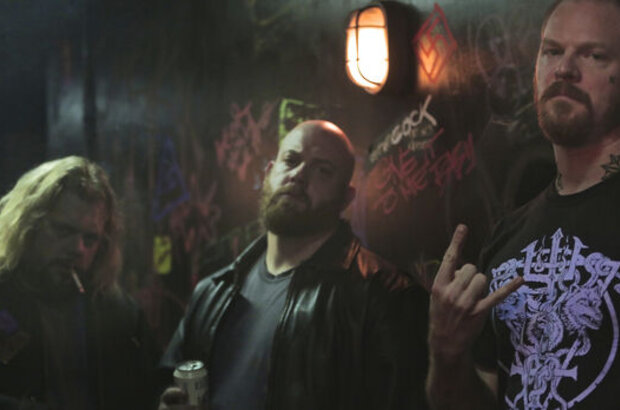 Green Room (2015) - photo 2