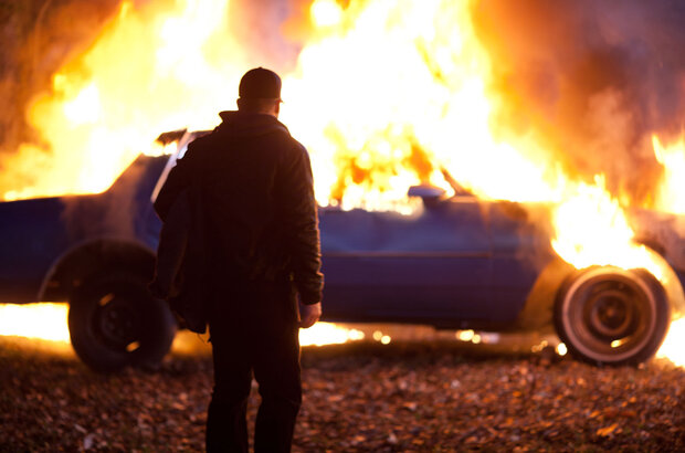 Carjacked (2011) - photo 4