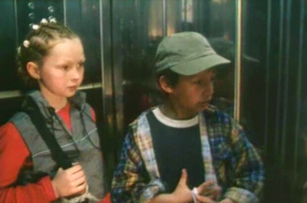 Little Runaways (2004) - photo 4
