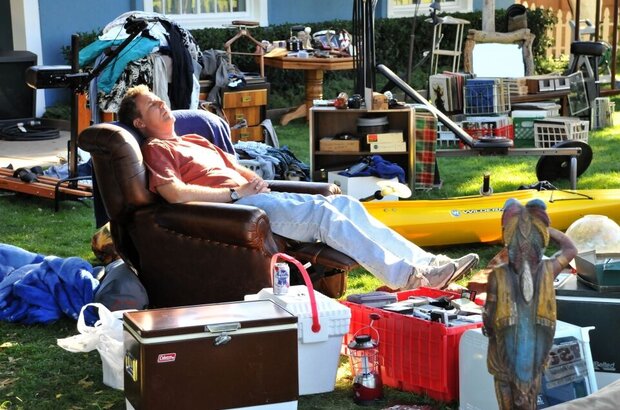 Everything Must Go (2010) - photo 2