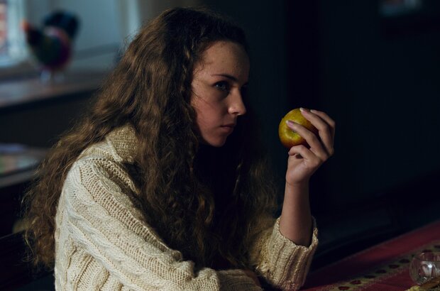 Homebound (2021) - photo 8