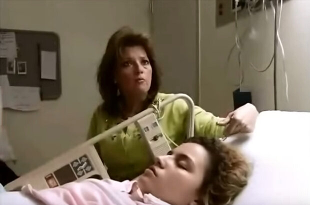 Coma (2007) - photo 5