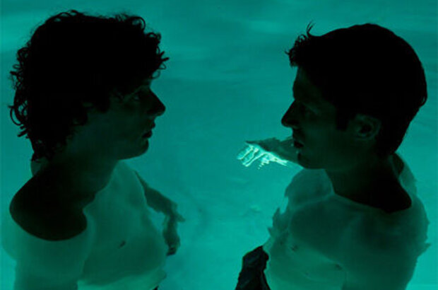 Dare (2009) - photo 2