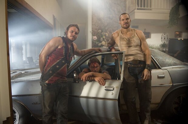 The Baytown Outlaws (2012) - photo 2